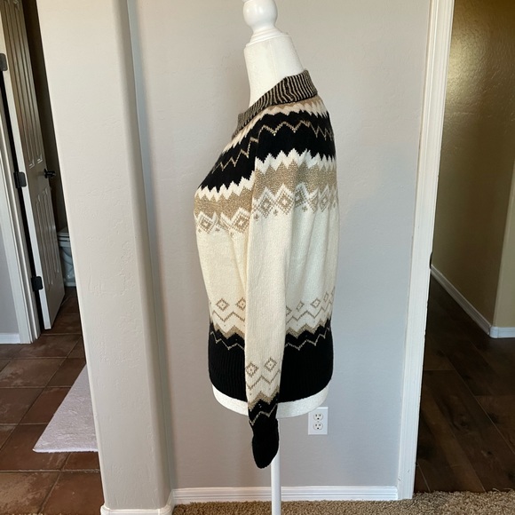 Ann Taylor NWT Cream, Gold and Black Fair Isle Sweater, Size “XS” - Picture 4 of 10